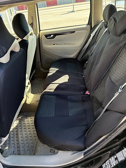 Volvo V70 11 of 14