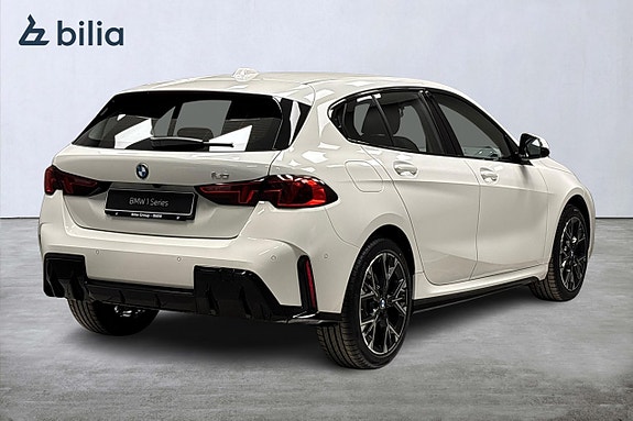 BMW 120 5 of 13