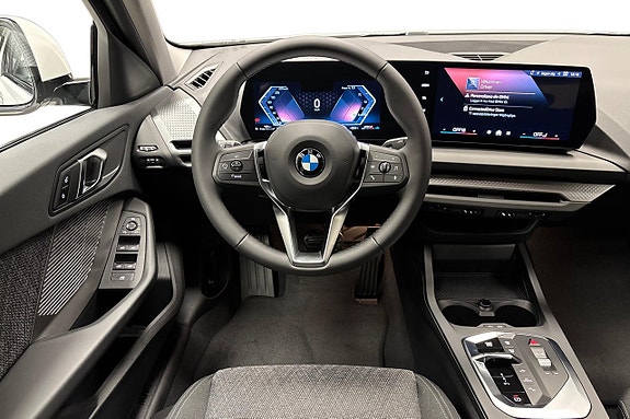 BMW 120 8 of 13