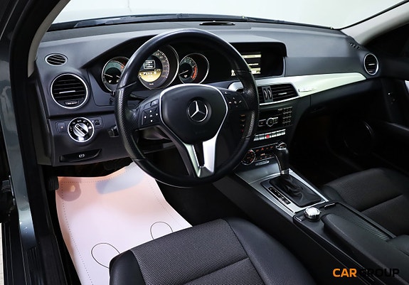 Mercedes-Benz C180 12 of 18