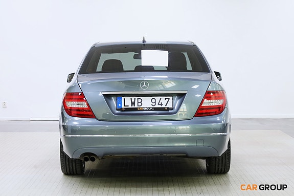 Mercedes-Benz C180 5 of 5