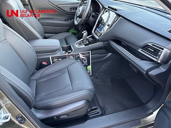 Subaru Outback 10 of 15
