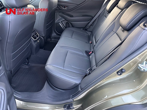 Subaru Outback 9 of 15