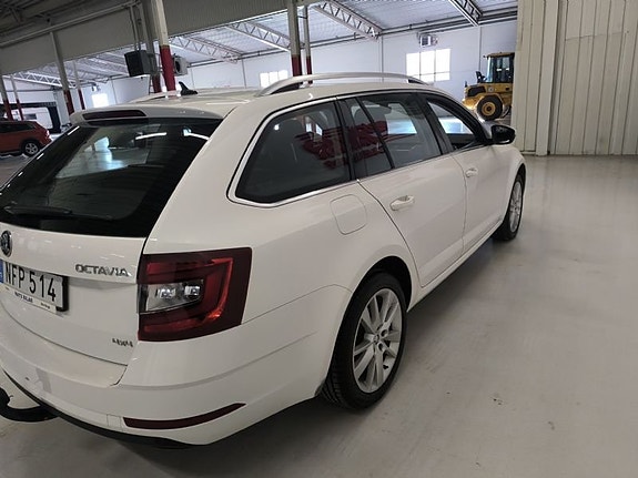 Skoda Octavia 4 of 5
