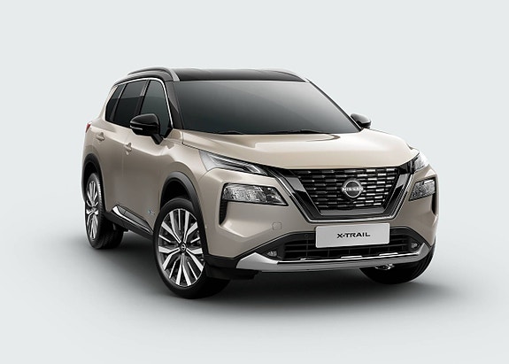 Nissan X-Trail 2 of 5