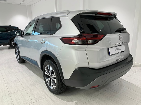 Nissan X-Trail 4 of 5