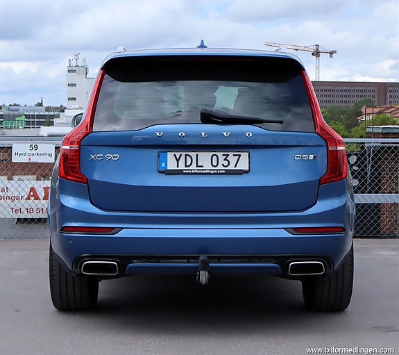 Volvo XC90 19 of 23