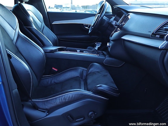 Volvo XC90 5 of 5