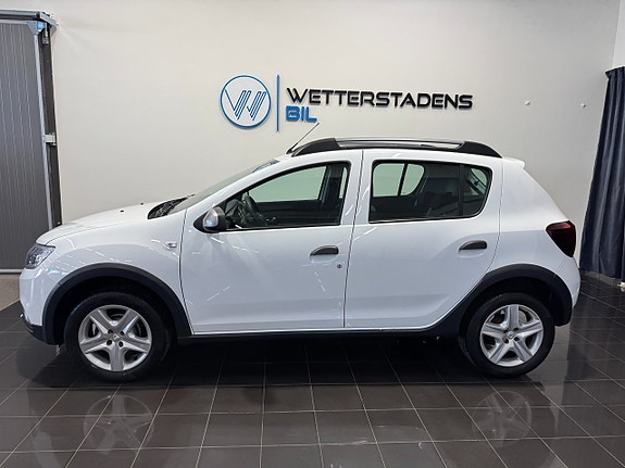 Dacia Sandero Stepway 2 of 5