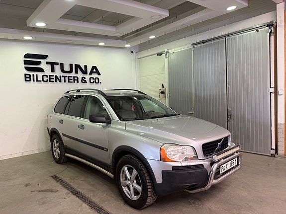 Volvo XC90 3 of 5