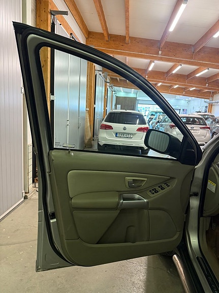 Volvo XC90 5 of 5