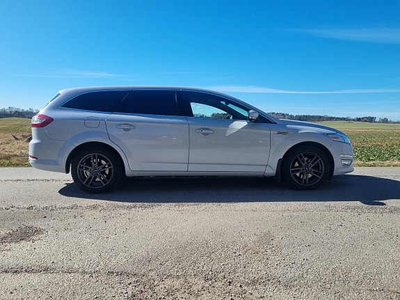 Ford Mondeo 3 of 5