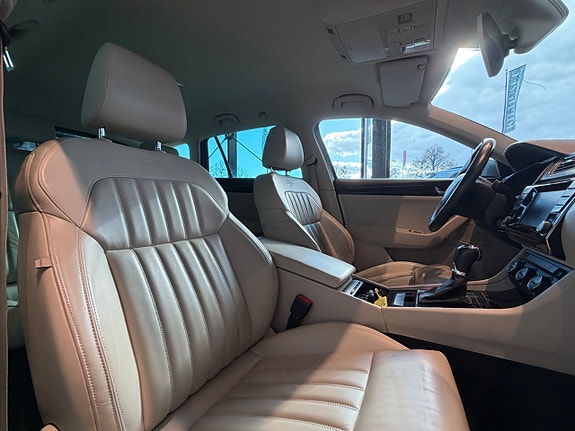Skoda Superb 7 of 10