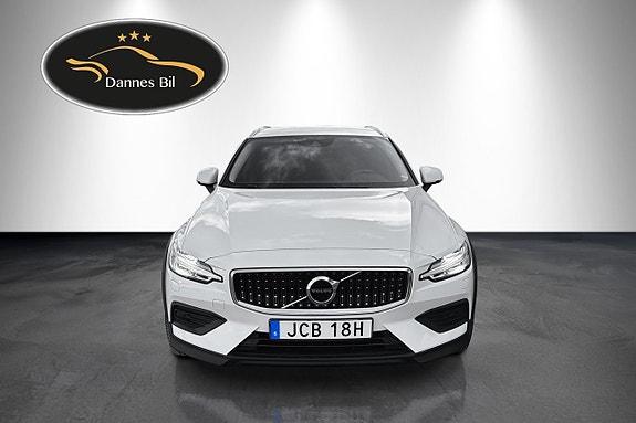 Volvo V60 Cross Country 5 of 27