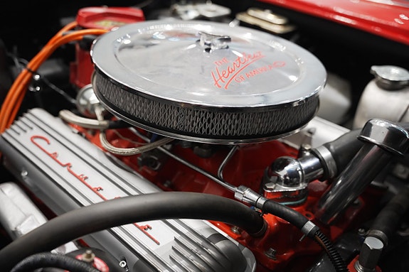 Chevrolet Corvette 10 of 23
