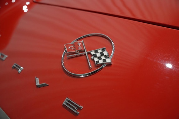 Chevrolet Corvette 22 of 23