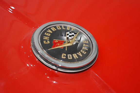 Chevrolet Corvette 23 of 23