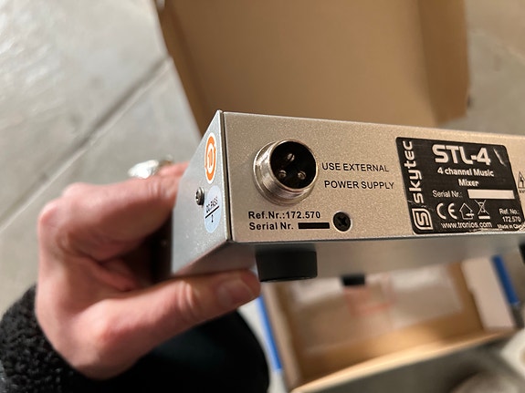 Product image 4 of 8