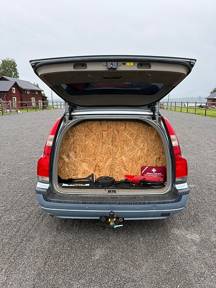 Volvo V70 5 of 9