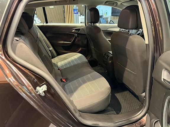 Opel Insignia 15 of 22