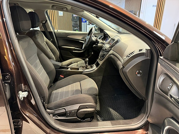 Opel Insignia 16 of 22