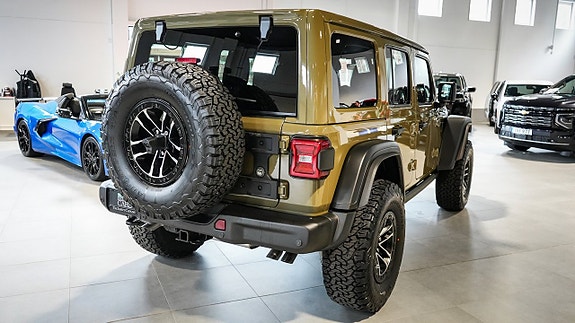 Jeep Wrangler 9 of 26
