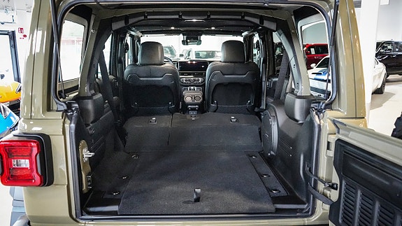 Jeep Wrangler 24 of 26