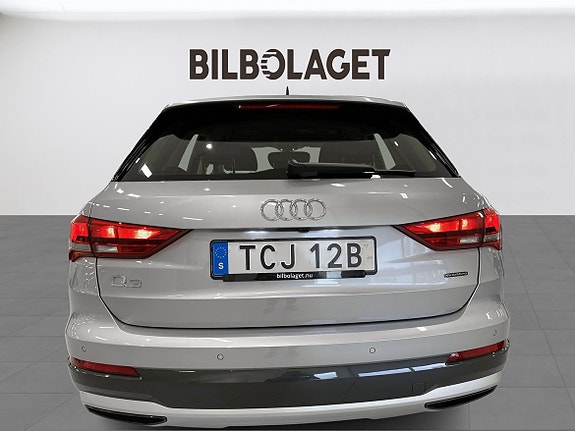 Audi Q3 13 of 15
