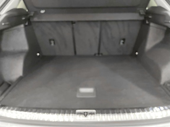 Audi Q3 14 of 15