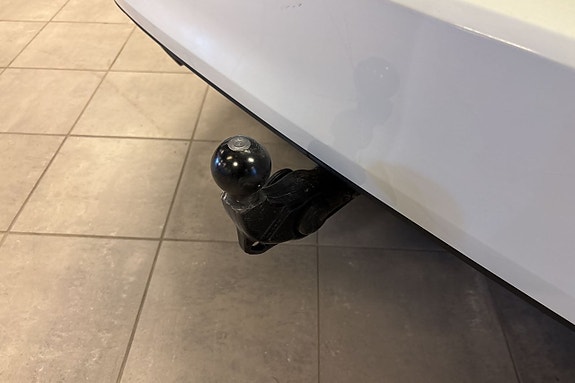 Volkswagen Golf VII 5 of 28