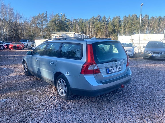 Volvo V70 5 of 20