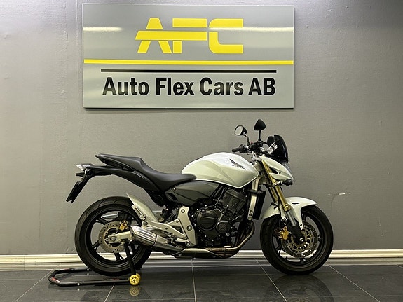 Honda Powersports CB600F Hornet | 2 Brukare | Växelvisare | Kraschpuckar | 5 of 5