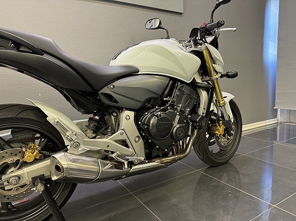 Honda Powersports CB600F Hornet | 2 Brukare | Växelvisare | Kraschpuckar | 7 of 18