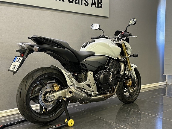 Honda Powersports CB600F Hornet | 2 Brukare | Växelvisare | Kraschpuckar | 6 of 18