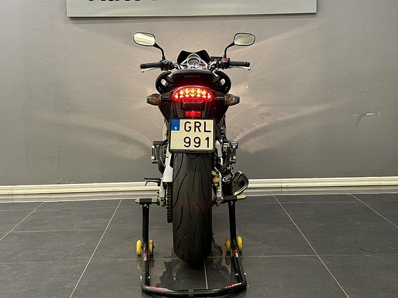 Honda Powersports CB600F Hornet | 2 Brukare | Växelvisare | Kraschpuckar | 16 of 18