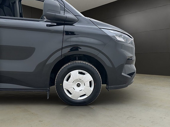 Ford Transit Custom 30 of 30