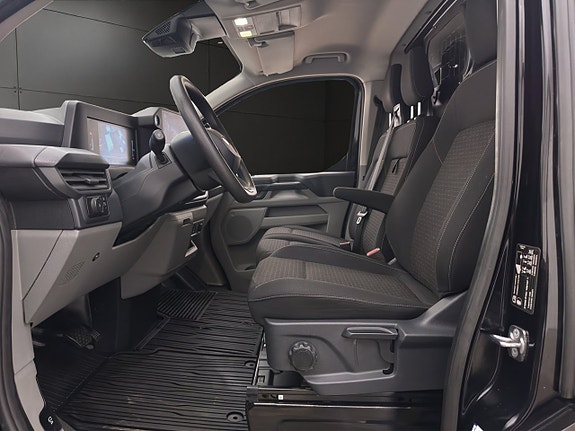 Ford Transit Custom 15 of 30