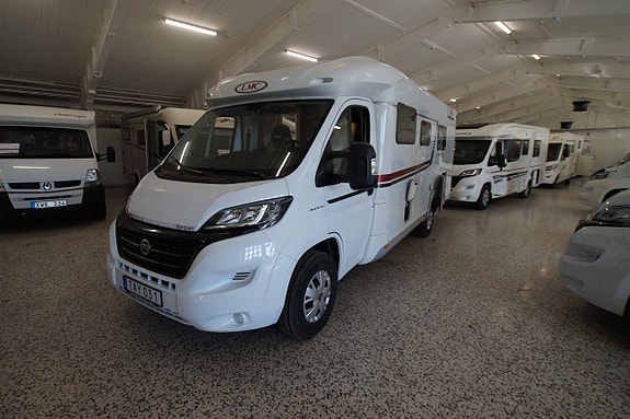 LMC T712