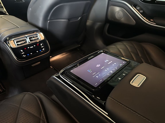 Mercedes-Benz S580 22 of 24