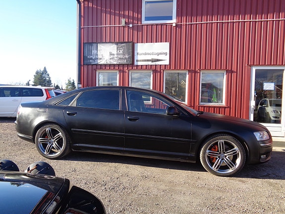 Audi A8 2 of 5