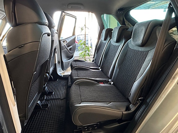 Citroen C4 Picasso 19 of 26