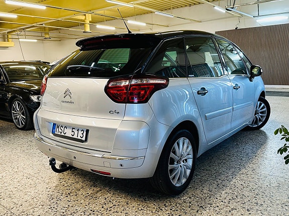Citroen C4 Picasso 2 of 5
