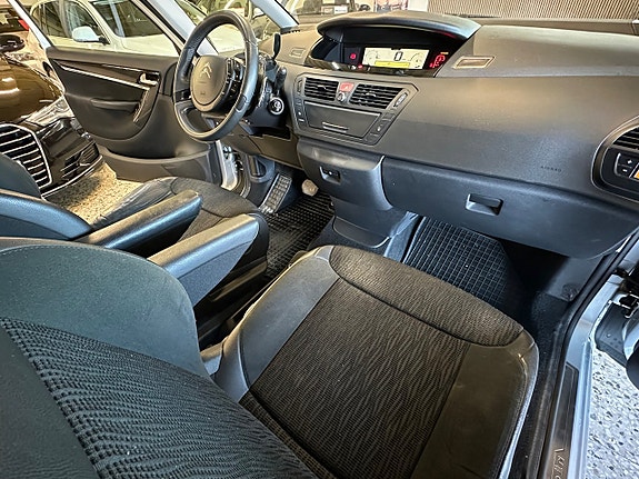 Citroen C4 Picasso 11 of 26