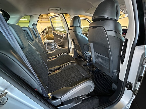 Citroen C4 Picasso 12 of 26