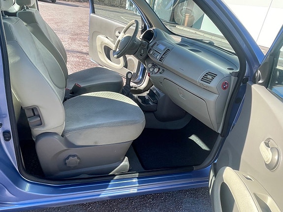 Nissan Micra 10 of 16