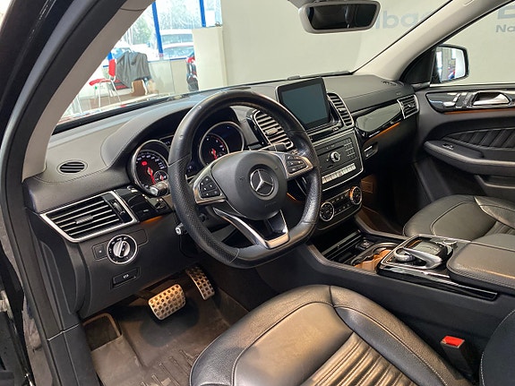 Mercedes-Benz GLE350 d 7 of 10