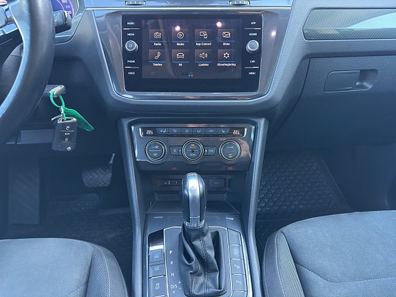 Volkswagen Tiguan 19 of 22