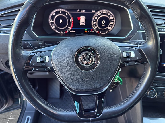 Volkswagen Tiguan 16 of 22