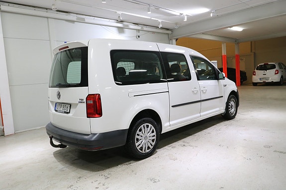 Volkswagen Caddy Maxi 2 of 5