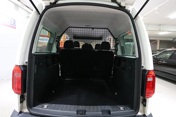 Volkswagen Caddy Maxi 14 of 15
